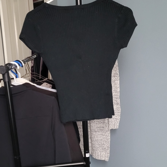 Short sleeve sweater - Picture 3 of 3